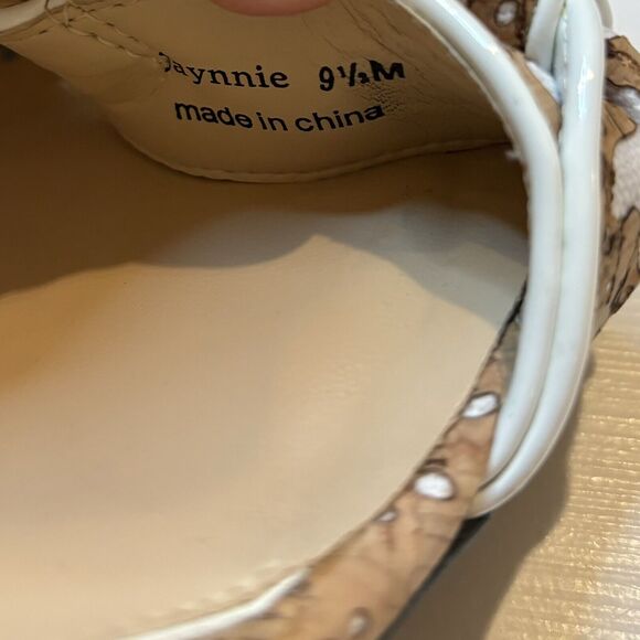 Gorgeous J. Reneé Women's Jaynnie Cork-White Floral Lace Heels US Size 9.5 M - Picture 11 of 11